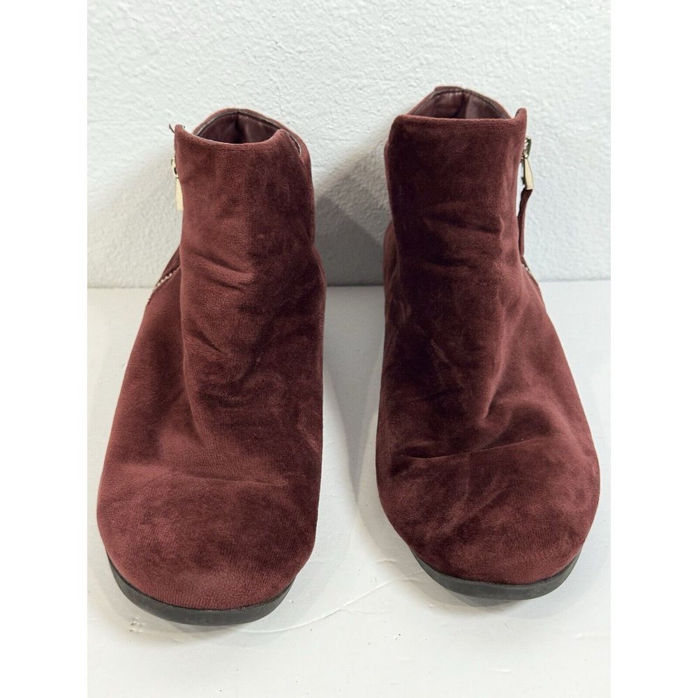 CALL IT SPRING Burgundy Velvet‎ Side Zip Block Heel Ankle Boots Women's Size 9